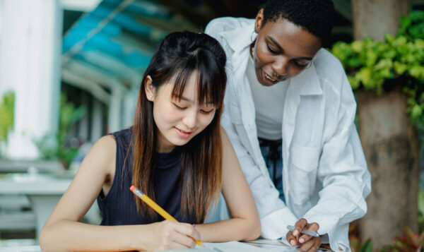 ماقبل التأسيس بث مباشر لفظى